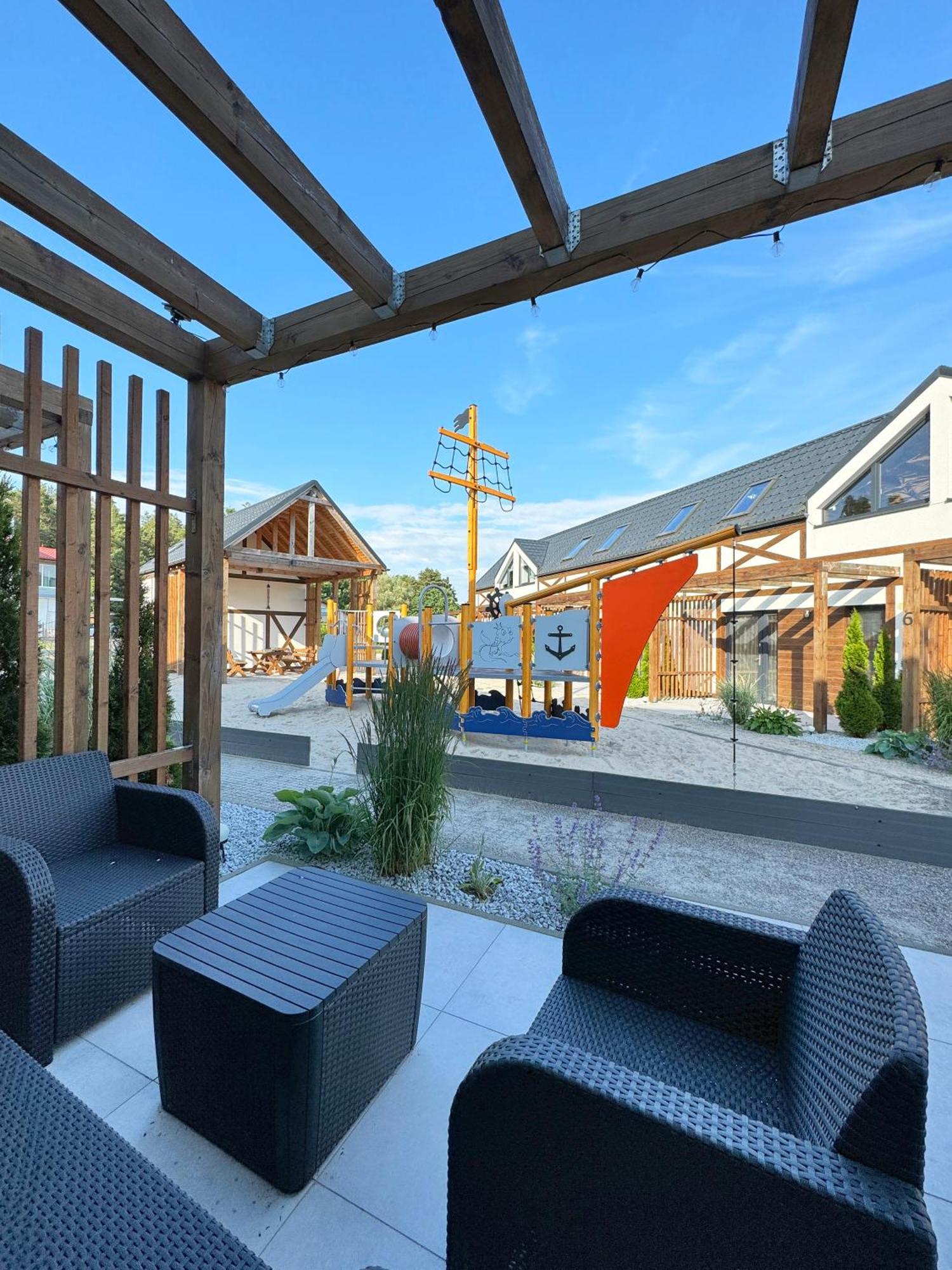 Patyki Kamyki Apartment Ustka Ngoại thất bức ảnh